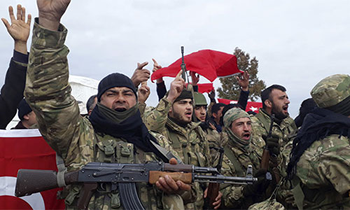 milicianos sirios aliados de Turquía Turquía podría extender operación en Siria hasta frontera con Iraq